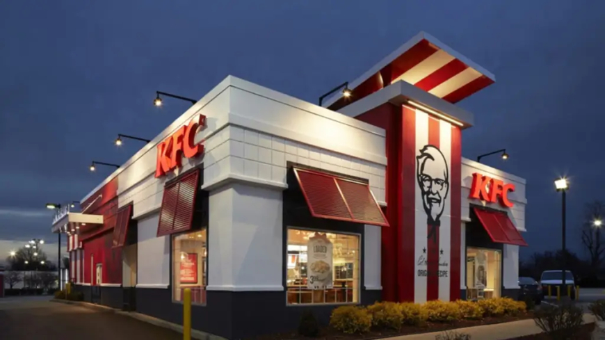 Lo apuñaló varias veces porque no le dio UNA salsa