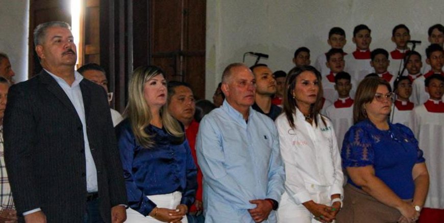 Alcalde Di Martino: “Al patrono le pedimos fortaleza para consolidar una patria de paz”