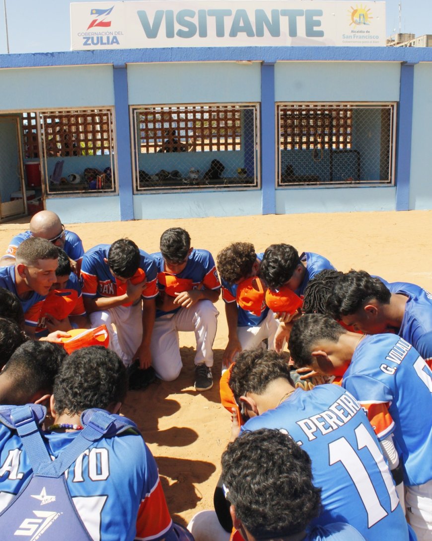 PEQUEÑAS LIGAS: San Francisco impuso su ley en casa y picó adelante en semifinal Senior