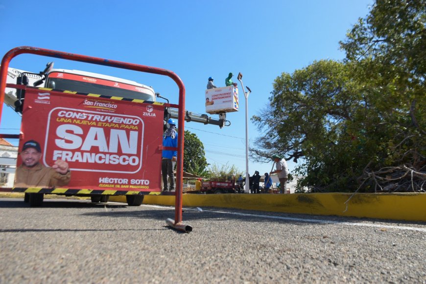 SAN FRANCISCO: Alcaldía inició mantenimiento y adecuación de la Plaza Rafael Urdaneta