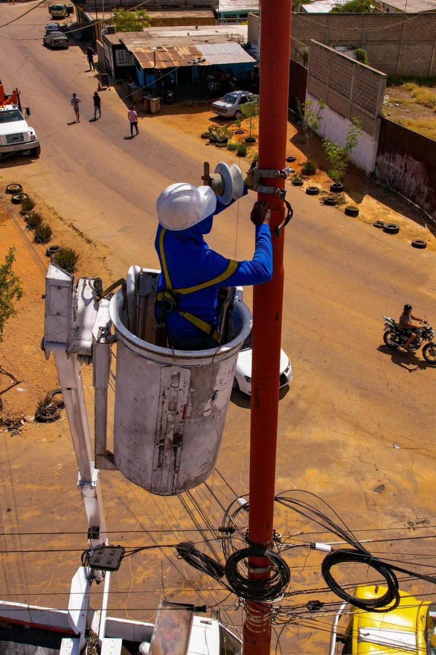 ZULIA: Plan de estabilidad del sistema eléctrico entregó 152 transformadores de distribución