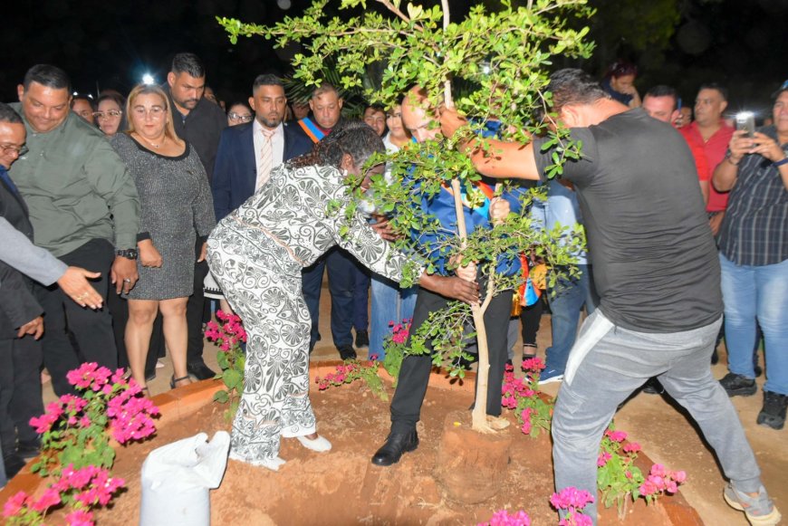 XXXI años de historia: Alcalde Héctor Soto condecoró a “Ciudadanos Ilustres” de San Francisco