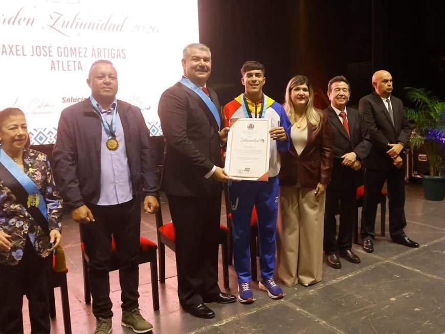 Gobernador Caldera celebró junto al pueblo Día de la Zulianidad con entrega de reconocimientos y obras