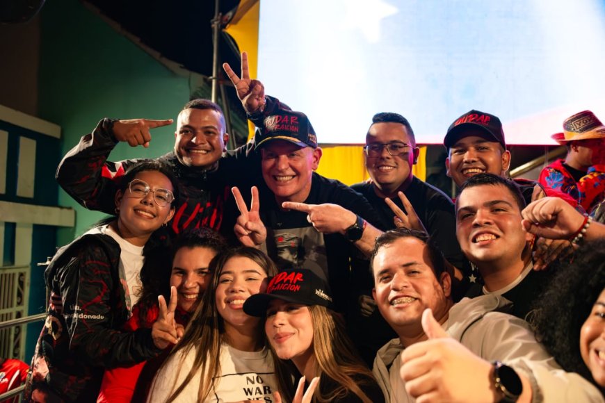 Di Martino: “No tenemos bombas nucleares, nuestras armas son la juventud con el ADN patriota”