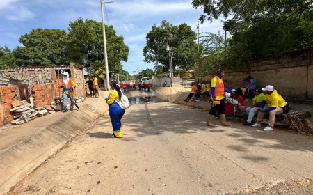 MARACAIBO: Alcadía limpió la cañada La 11 y la dejó mi amor