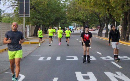Atletas de la CAF 2026 corrieron este domingo en la ciclovía en Maracaibo