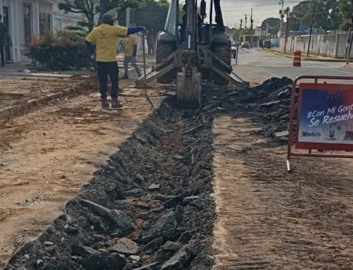 Alcaldía de Maracaibo sustituye 95 metros lineales de colector en La Rotaria