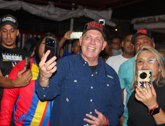 Di Martino: “Tenemos un pueblo más firme que nunca en apoyo a nuestra presidenta encargada Delcy Rodríguez”