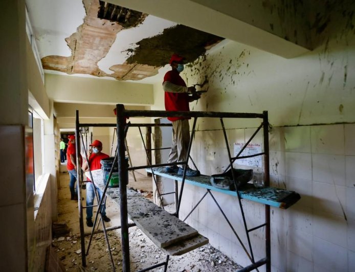 Gobernador Luis Caldera inicia trabajos de rehabilitación en el Hospital I San Rafael de Mara 