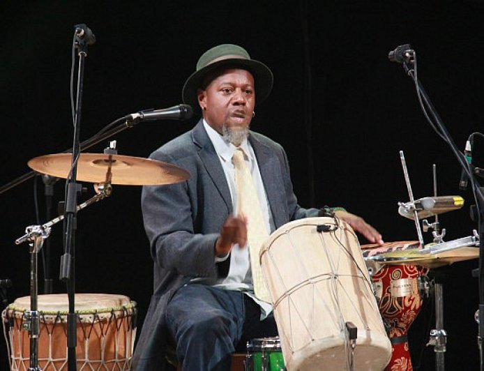 Misa, Tertulia Deportiva y Salsa este sábado en el 23 