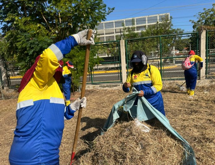 Alcaldía de Maracaibo se pone al frente en apoyo al Alma Máter