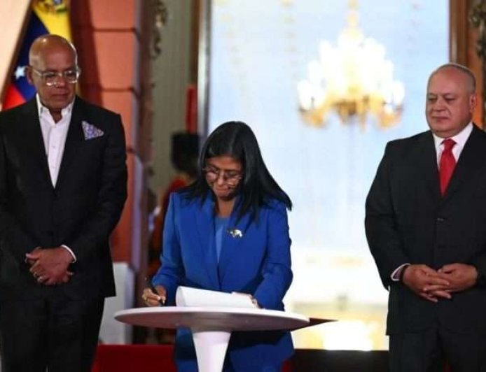 Aprobada Ley de Amnistía, Delcy la firma y aboga revisar casos no contemplados