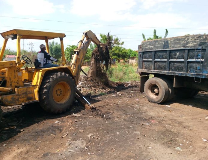 En San Isidro, la Alcaldía de Maracaibo extrajo 30 toneladas de desechos