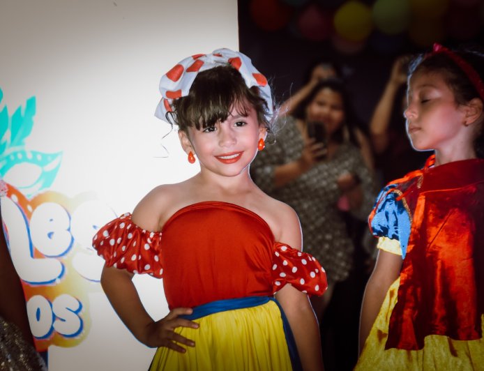 SAN FRANCISCO: Niños lucieron sus mejores disfraces en la octavita Carnavales Felices y Seguros 2026