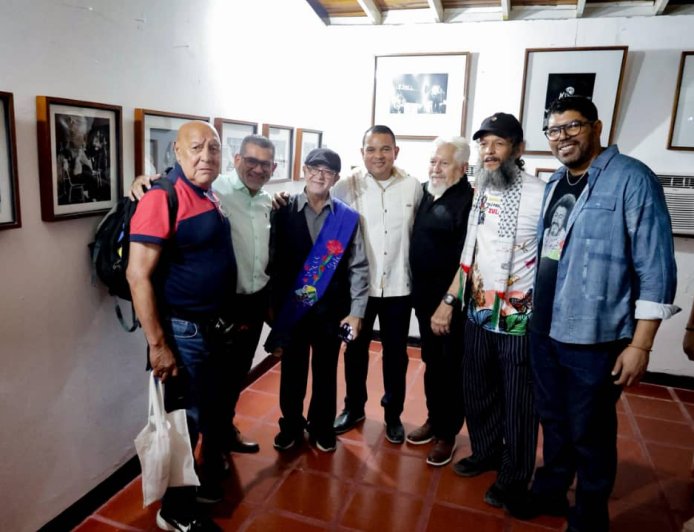 Entregan en Falcón Orden Alí Primera al maestro zuliano de la fotografía Luis Pire