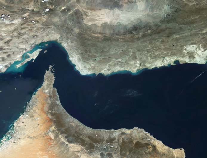 GUERRA EN MEDIO ORIENTE:  Cerrado el Estrecho de Ormuz