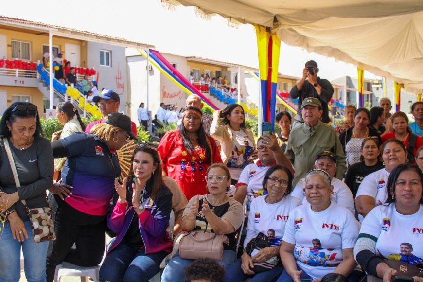 Ana Clara de Di Martino: Se hace justicia social al entregar viviendas y títulos de propiedad 