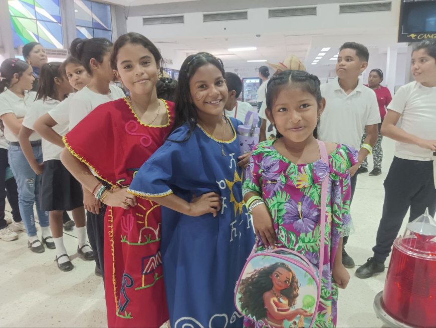 Turismo municipal llevó a niños indígenas a una experiencia educativa en el Aeropuerto La Chinita