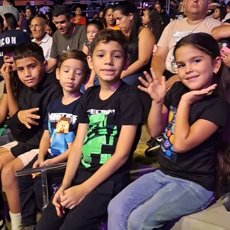 Velada espectacular en el Parque Ana María Campos