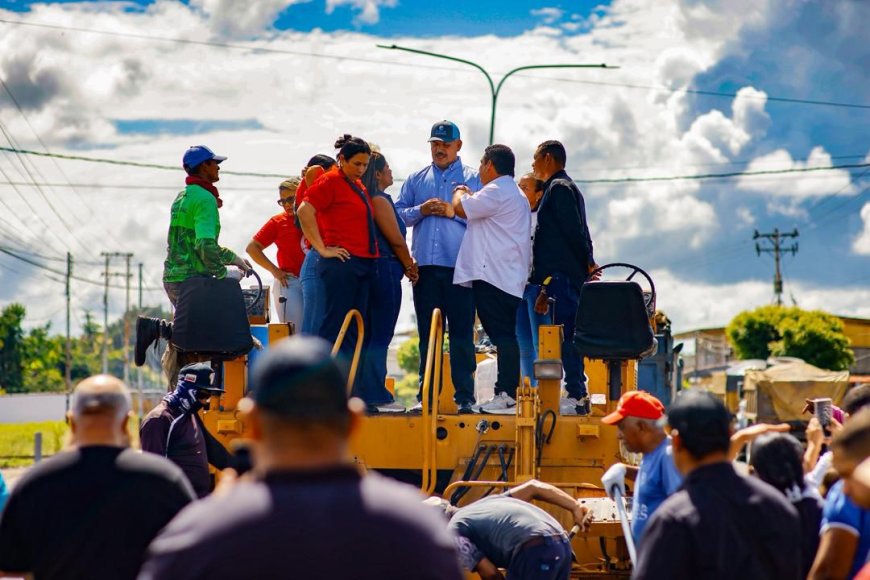 438.000 toneladas colocadas: Luis Caldera consolida Plan Estadal de Asfaltado en el Zulia