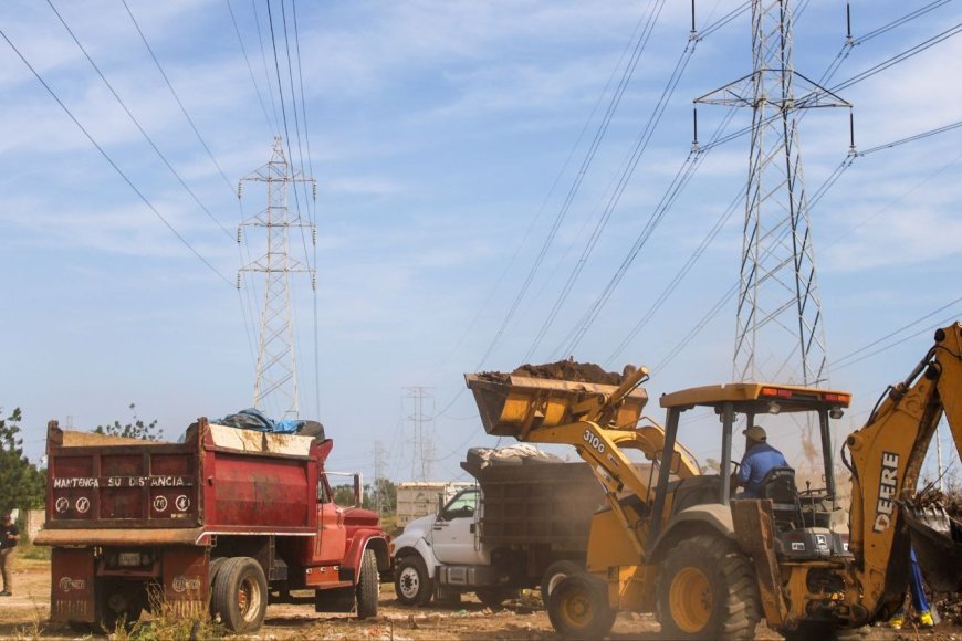 MARACAIBO: Alcaldía inició mantenimiento preventivo en líneas de transmisión eléctrica