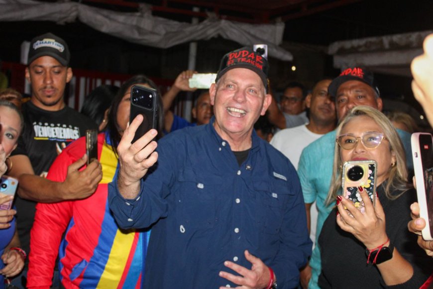 Di Martino: “Tenemos un pueblo más firme que nunca en apoyo a nuestra presidenta encargada Delcy Rodríguez”