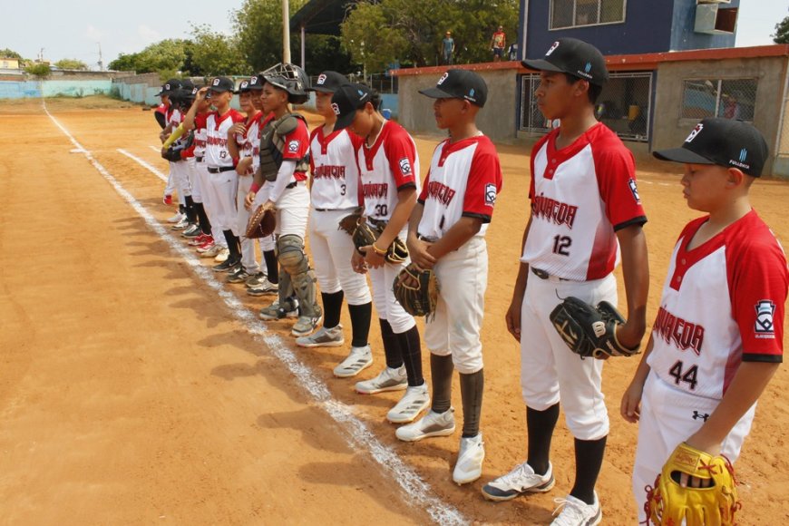 PEQUEÑAS LGAS: Coquivacoa avanzó invicto tras noquear en la Semifinal Intermedia