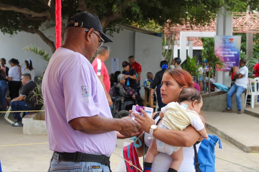 ¡Activados barrio adentro! Comuna “El Despertar del Rey” recibió la jornada de la Alcaldía de Maracaibo