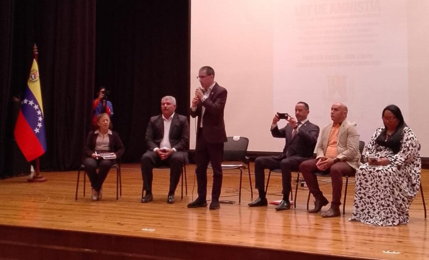 Jorge Arreaza: La Ley de Amnistía es una vía para garantizar la paz