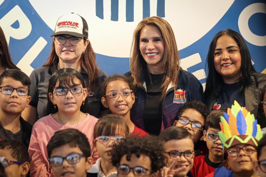 Niños y niñas de las escuelas de gaita recibieron lentes del Programa Santa Lucía