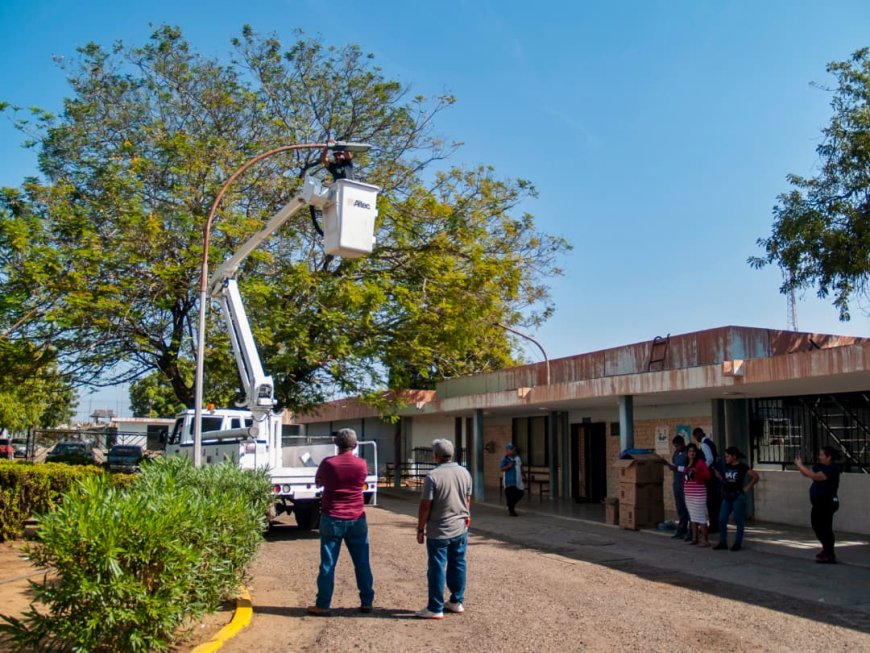 Plan de Iluminación del Zulia avanza en 21 centros de salud regional