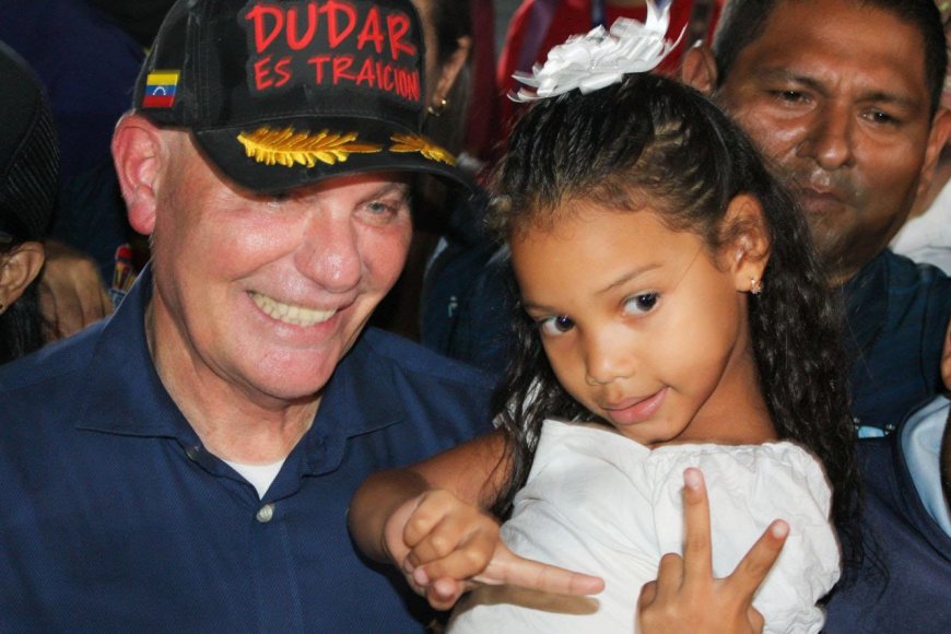 Di Martino: “El país respira conciliación, la gente quiere  trabajar en paz sin guarimbas”