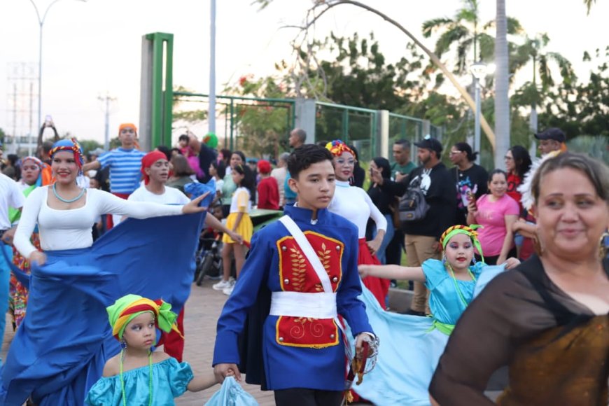 La alegría de los Carnavales de Paz 2026 en el Monumental "Ana María Campos"