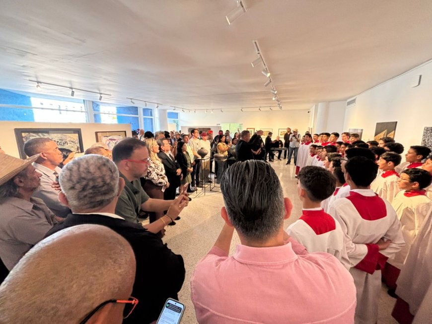 Primera Dama del Zulia acompañó reinauguración de la Galería de Arte Julio Árraga