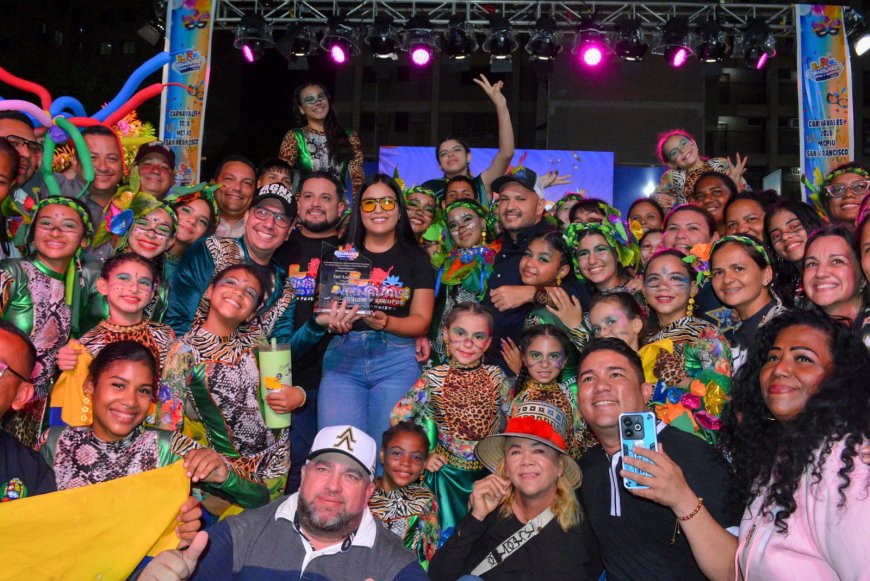 San Francisco desbordó alegría en el Gran Desfile de la Octavita de los Carnavales Felices