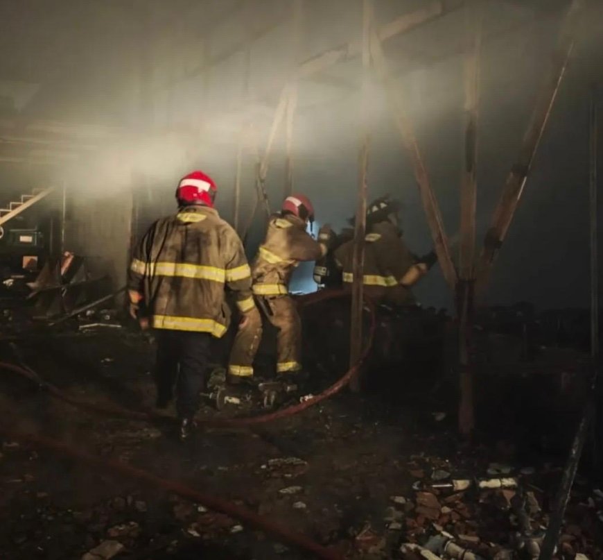 Alcaldía de Maracaibo neutralizó incendio en el sector Panamericano