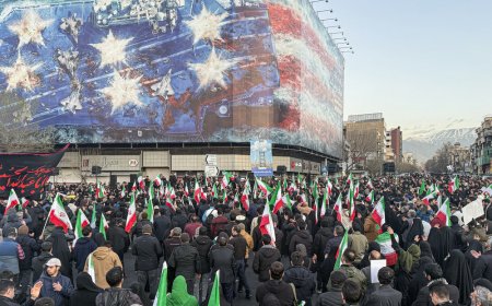 GUERRA EN MEDIO ORIENTE: Irán prometió vengar muerte de Alí Jameneí