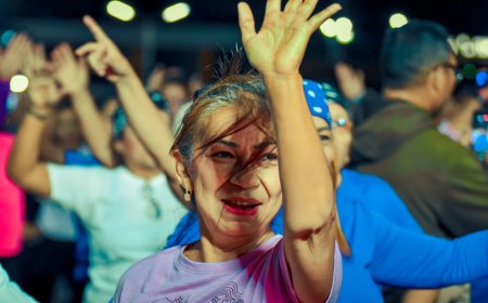 San Francisco conmemora “Día Internacional de la Mujer” con clase masiva de bailoterapia