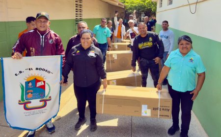 Alcaldía de San Francisco dotó de acondicionadores de aire a la Escuela Bolivariana El Rodeo