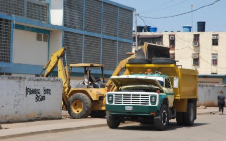 Unidad educativa y bloques de Raúl Leoni recibieron operativo de limpieza del IMA