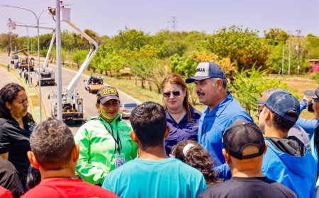 Gobernador Luis Caldera ejecuta gobierno de calle en Santa Rita en agua, educación e iluminación