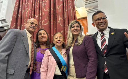 Primera dama del Zulia participa en conmemoración del Día de la Mujer y entrega de la Orden “Ana María Campos”