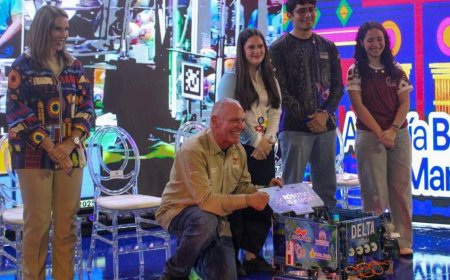 Alcalde Di Martino: “Acompañaremos a talentos en robótica a lograr más triunfos” 