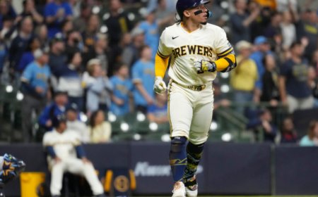 William Contreras mandó su primero a volar