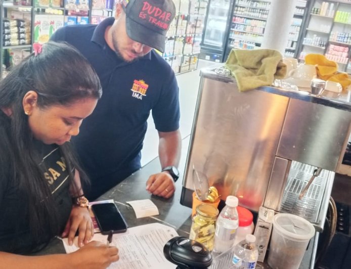 Alcaldía realiza operativo de fiscalización en comercios de avenida Cecilio Acosta