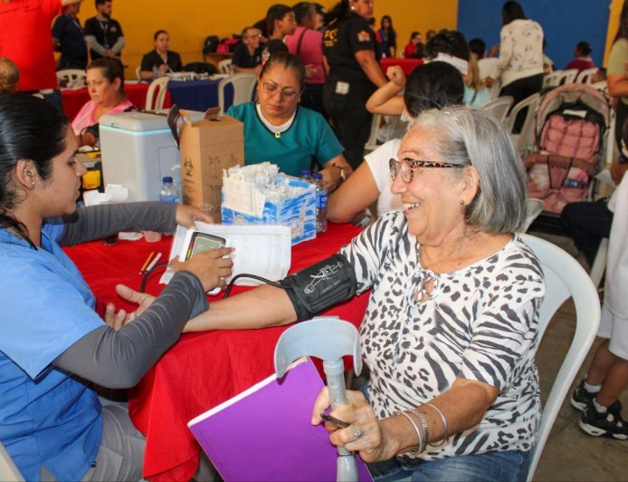 Atención médica y social gratuita a jubilados y pensionados de la Alcaldía de Maracaibo