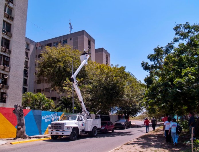 Gobernación del Zulia inició rehabilitación del sistema eléctrico y luminarias en Ciudadela Faría