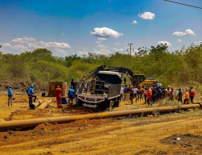 Gobernador Caldera inició construcción de Estación de Bombeo Hipódromo en Santa Rita