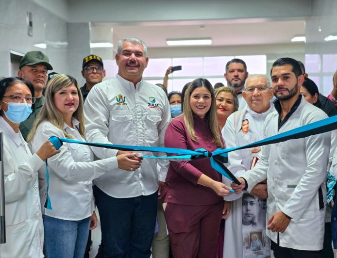 Gobernador Caldera inauguró 5to piso del General del Sur con 38 nuevas camas de hospitalización