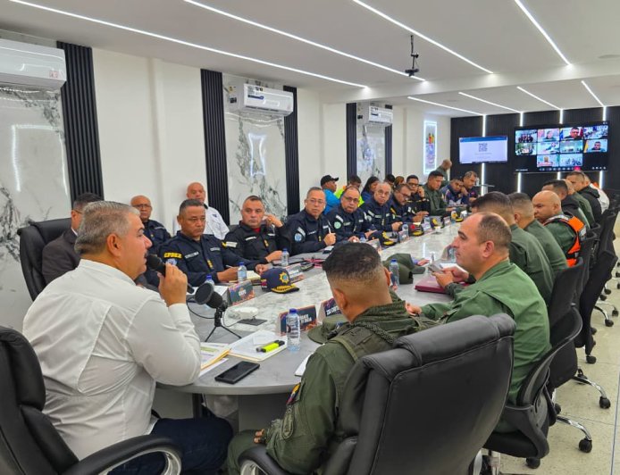 Gobernador Luis Caldera afina detalles del Operativo Semana Santa Segura 2026